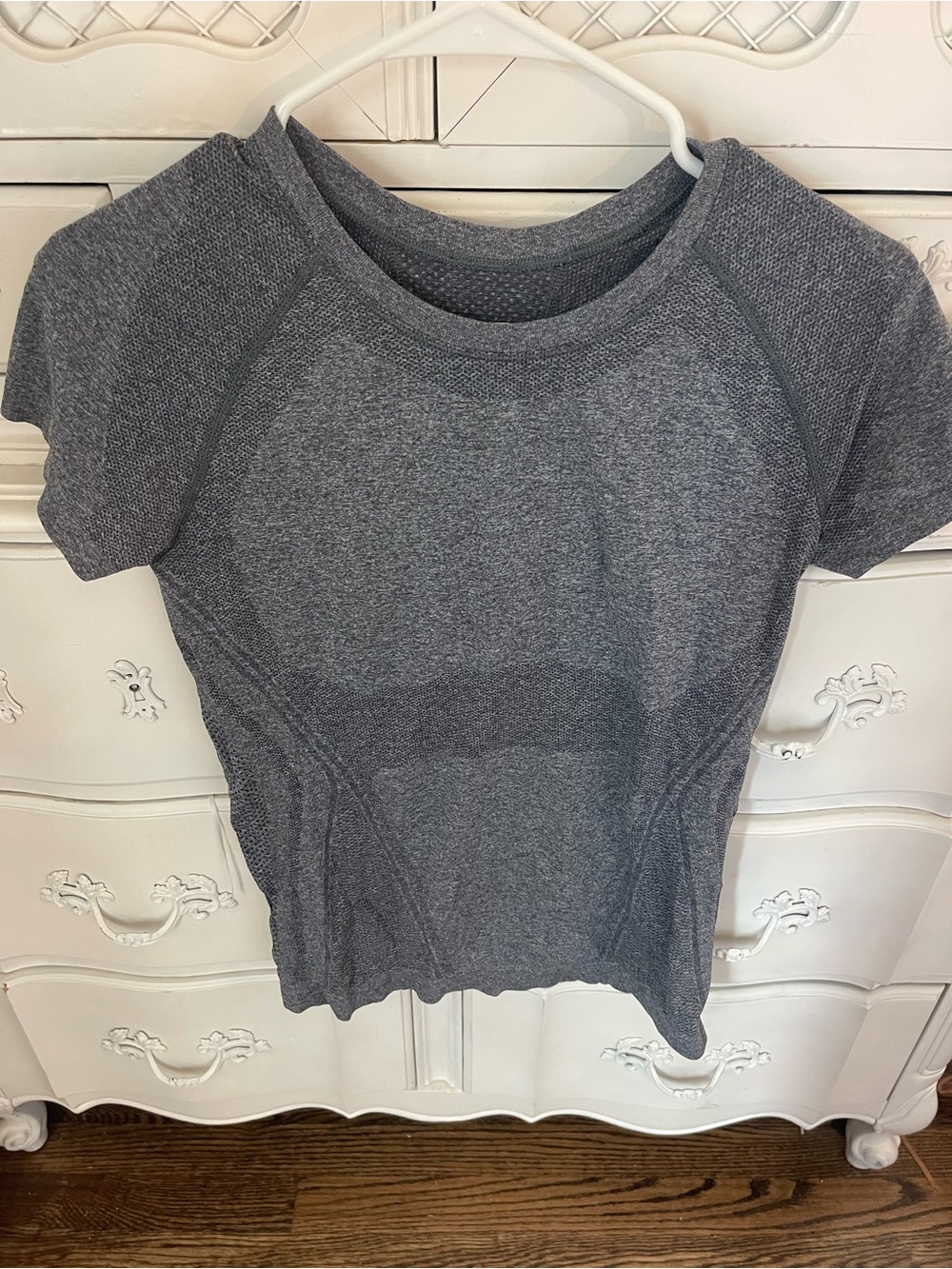 ATHLETA Women's Short-Sleeve Seamless Active Tee - Gray